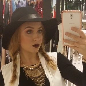 Bebe wool floppy hat